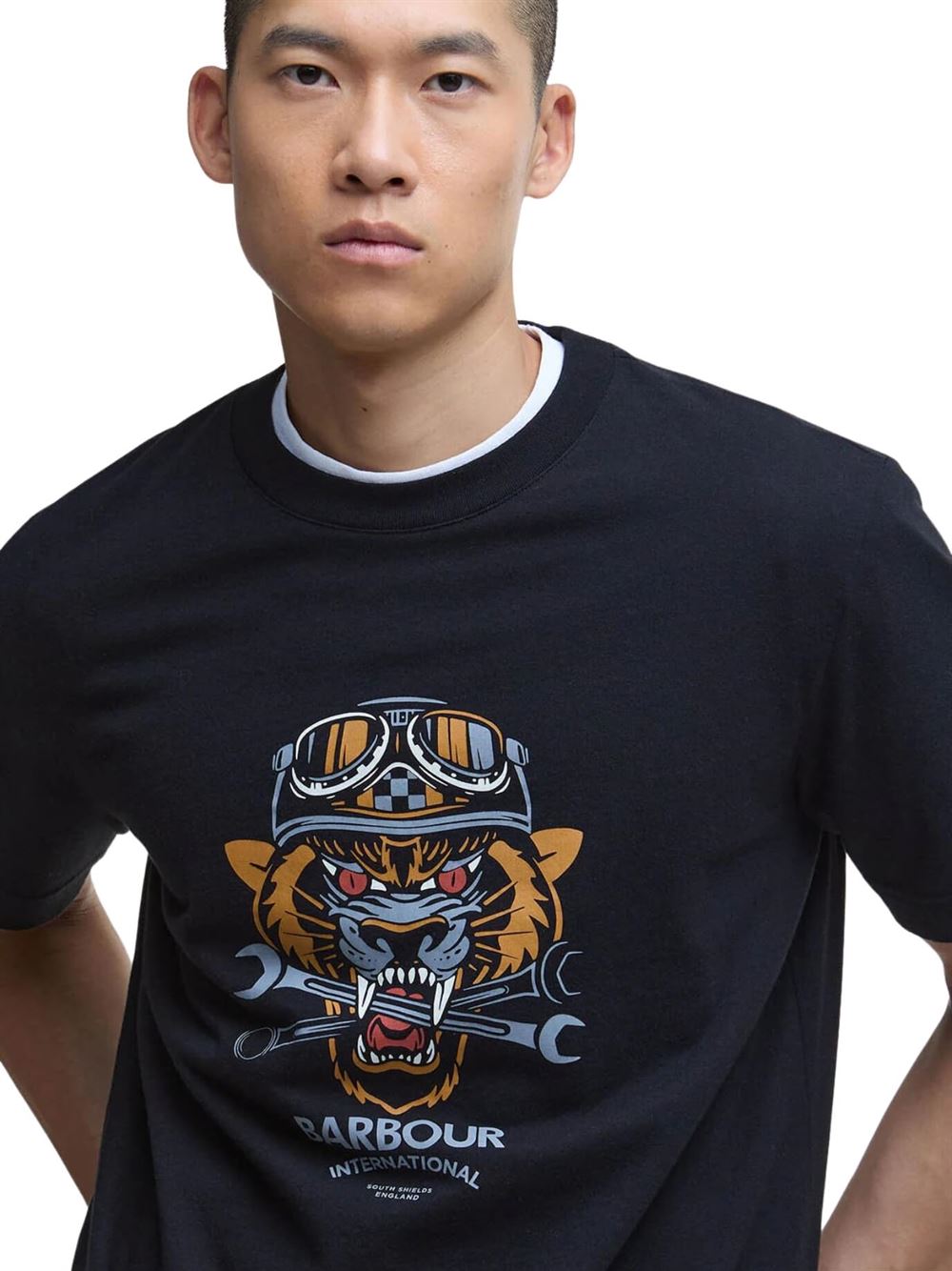 Barbour International T-shirt Carlisle Nero Dettaglio