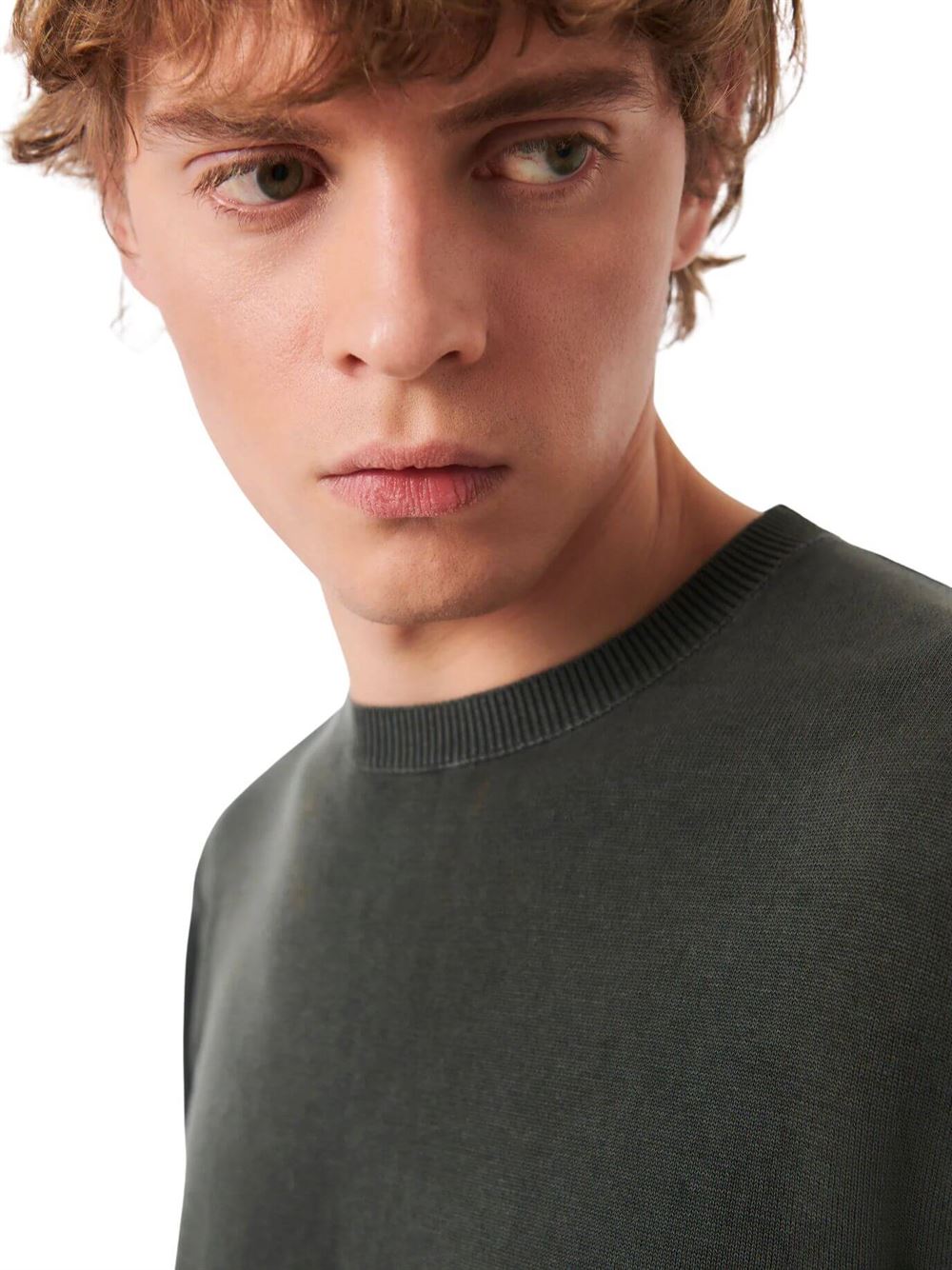 RRD Techno Wash Round 16 Knit Forest Green Detail