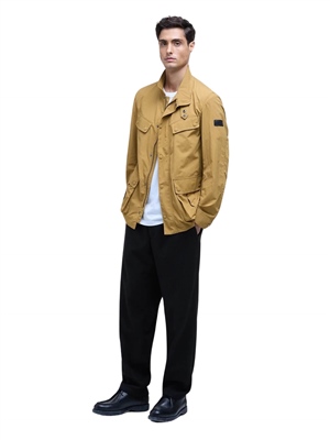 Barbour-International-Modern-Duke-Showerproof-Cumino-Frontale-Intera